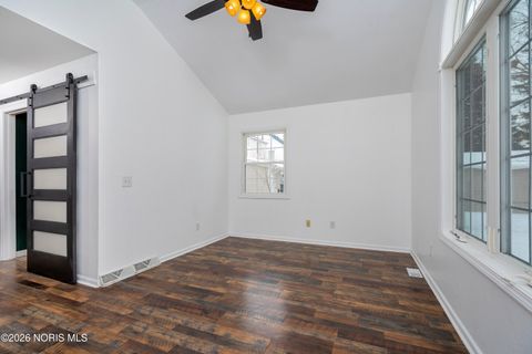 Tiny photo for 1649 Crestwood Road, Toledo, OH 43612 (MLS # 10003993)