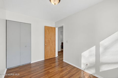 Tiny photo for 82 San Rafael Avenue, Toledo, OH 43607 (MLS # 10003394)