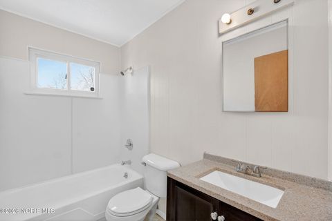 Tiny photo for 82 San Rafael Avenue, Toledo, OH 43607 (MLS # 10003394)