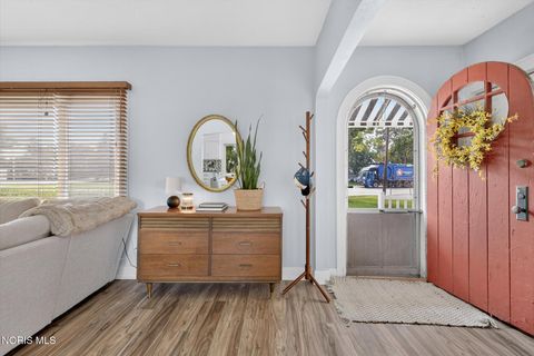 Tiny photo for 1100 Key Street, Maumee, OH 43537 (MLS # 10010554)