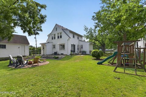 Tiny photo for 1100 Key Street, Maumee, OH 43537 (MLS # 10010554)