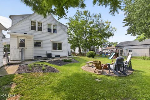 Tiny photo for 1100 Key Street, Maumee, OH 43537 (MLS # 10010554)