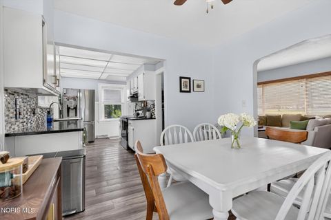 Tiny photo for 1100 Key Street, Maumee, OH 43537 (MLS # 10010554)