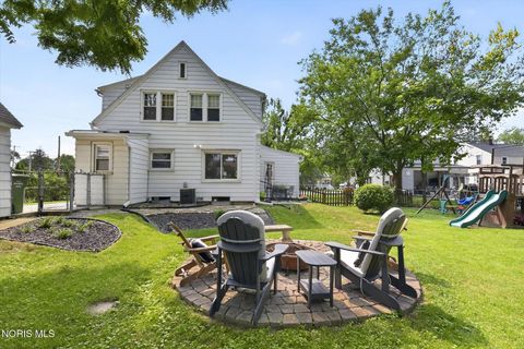 Tiny photo for 1100 Key Street, Maumee, OH 43537 (MLS # 10010554)