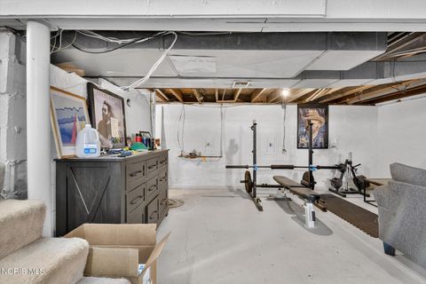 Tiny photo for 1100 Key Street, Maumee, OH 43537 (MLS # 10010554)