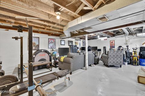 Tiny photo for 1100 Key Street, Maumee, OH 43537 (MLS # 10010554)