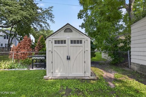 Tiny photo for 1100 Key Street, Maumee, OH 43537 (MLS # 10010554)