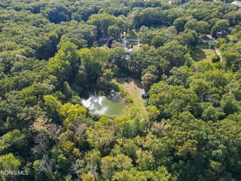 Tiny photo for 1051 Wentworth Avenue, Holland, OH 43528 (MLS # 10006085)