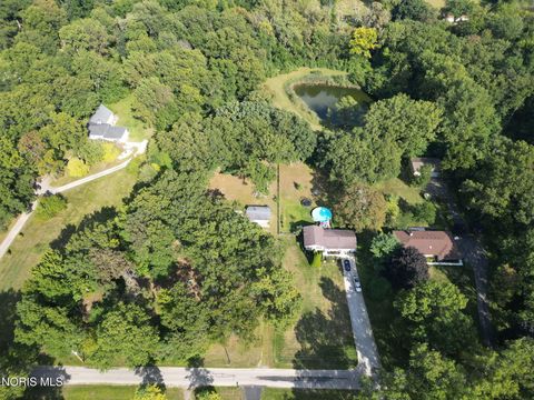 Tiny photo for 1051 Wentworth Avenue, Holland, OH 43528 (MLS # 10006085)