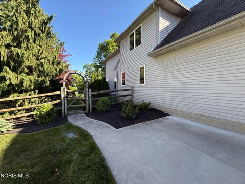 Tiny photo for 2509 Spruce Loop Road, Sylvania, OH 43560 (MLS # 10008394)