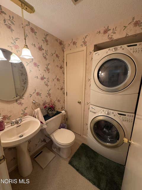 Tiny photo for 328 W Butler Street, Bryan, OH 43506 (MLS # 10010728)