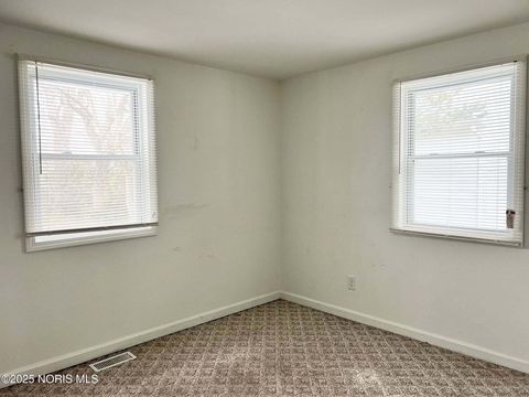 Tiny photo for 1604 Payne Avenue, Findlay, OH 45840 (MLS # 10001922)