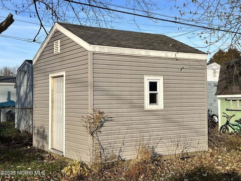 Tiny photo for 1604 Payne Avenue, Findlay, OH 45840 (MLS # 10001922)