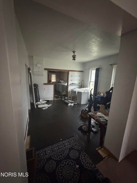 Tiny photo for 1112 Monterey Court, Toledo, OH 43609 (MLS # 10005467)