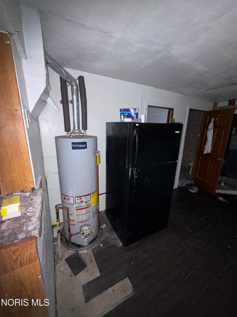 Tiny photo for 1112 Monterey Court, Toledo, OH 43609 (MLS # 10005467)