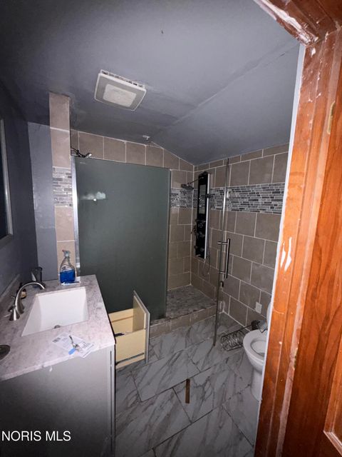 Tiny photo for 1112 Monterey Court, Toledo, OH 43609 (MLS # 10005467)