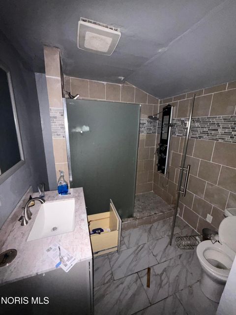 Tiny photo for 1112 Monterey Court, Toledo, OH 43609 (MLS # 10005467)