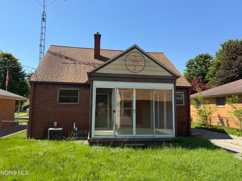 Tiny photo for 3212 Keemont Drive, Toledo, OH 43613 (MLS # 10008666)