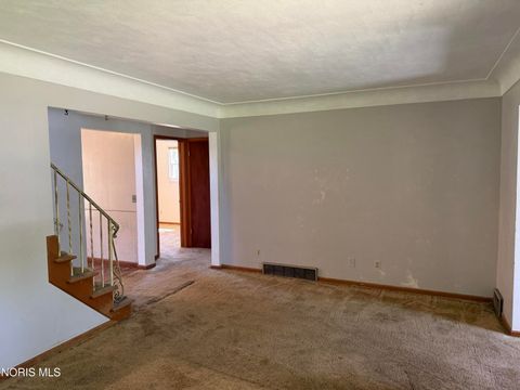 Tiny photo for 3212 Keemont Drive, Toledo, OH 43613 (MLS # 10008666)
