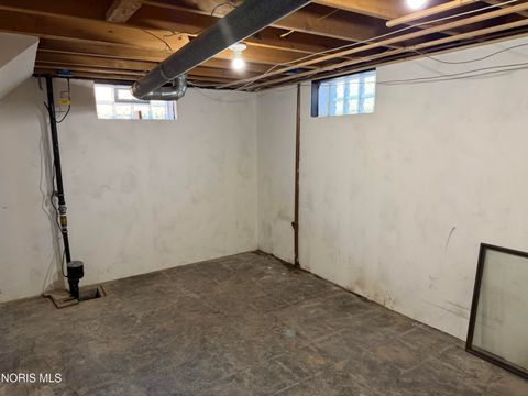 Tiny photo for 3212 Keemont Drive, Toledo, OH 43613 (MLS # 10008666)