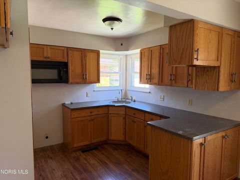 Tiny photo for 3212 Keemont Drive, Toledo, OH 43613 (MLS # 10008666)