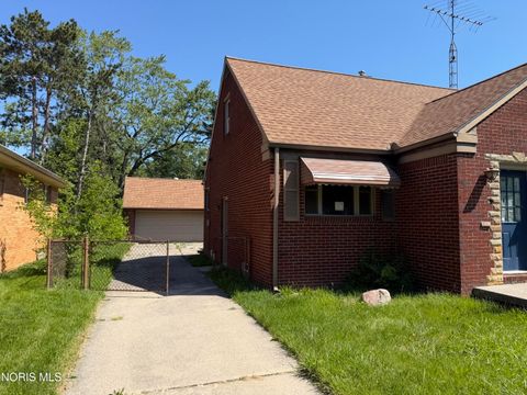 Tiny photo for 3212 Keemont Drive, Toledo, OH 43613 (MLS # 10008666)