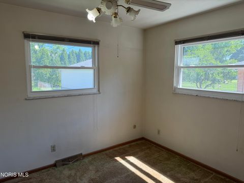 Tiny photo for 3212 Keemont Drive, Toledo, OH 43613 (MLS # 10008666)