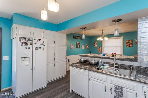 Tiny photo for 4521 282nd Street, Toledo, OH 43611 (MLS # 10007612)