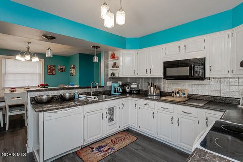 Tiny photo for 4521 282nd Street, Toledo, OH 43611 (MLS # 10007612)