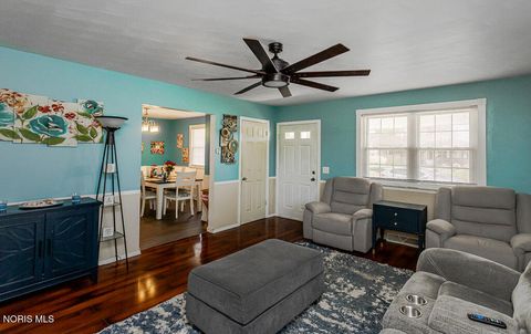 Tiny photo for 4521 282nd Street, Toledo, OH 43611 (MLS # 10007612)