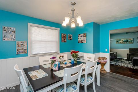 Tiny photo for 4521 282nd Street, Toledo, OH 43611 (MLS # 10007612)