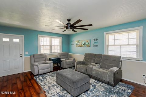 Tiny photo for 4521 282nd Street, Toledo, OH 43611 (MLS # 10007612)