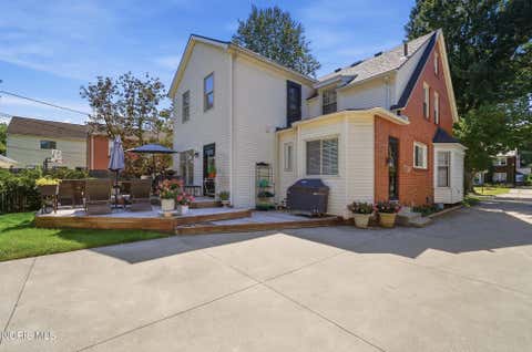 Tiny photo for 2314 Goddard Road, Toledo, OH 43606 (MLS # 10011516)