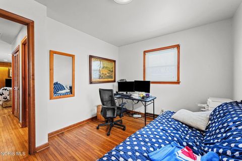 Tiny photo for 245 Edinborough Drive, Findlay, OH 45840 (MLS # 10004503)