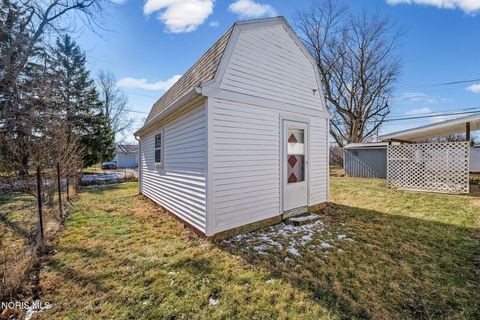 Tiny photo for 245 Edinborough Drive, Findlay, OH 45840 (MLS # 10004503)