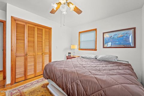 Tiny photo for 245 Edinborough Drive, Findlay, OH 45840 (MLS # 10004503)