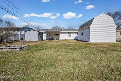 Tiny photo for 245 Edinborough Drive, Findlay, OH 45840 (MLS # 10004503)