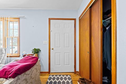 Tiny photo for 245 Edinborough Drive, Findlay, OH 45840 (MLS # 10004503)