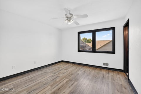 Tiny photo for 520 Pine Valley Drive, Bowling Green, OH 43402 (MLS # 10014165)