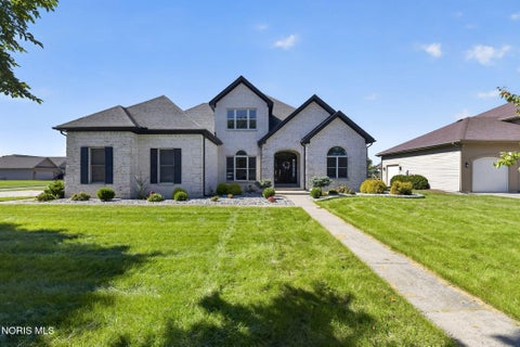 Photo of 520 Pine Valley Drive, Bowling Green, OH 43402 (MLS # 10014165)
