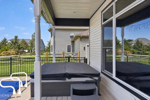 Tiny photo for 520 Pine Valley Drive, Bowling Green, OH 43402 (MLS # 10014165)