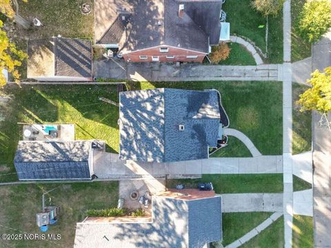 Tiny photo for 4250 Garrison Road, Toledo, OH 43613 (MLS # 10000863)