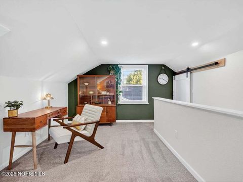 Tiny photo for 4250 Garrison Road, Toledo, OH 43613 (MLS # 10000863)