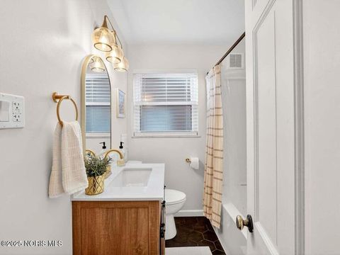 Tiny photo for 4250 Garrison Road, Toledo, OH 43613 (MLS # 10000863)