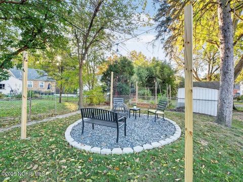 Tiny photo for 4250 Garrison Road, Toledo, OH 43613 (MLS # 10000863)