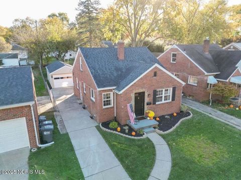 Tiny photo for 4250 Garrison Road, Toledo, OH 43613 (MLS # 10000863)