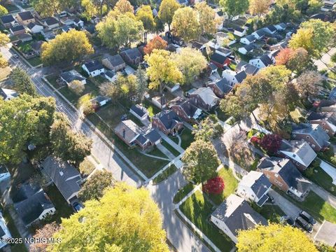 Tiny photo for 4250 Garrison Road, Toledo, OH 43613 (MLS # 10000863)