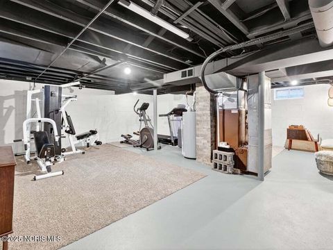 Tiny photo for 4250 Garrison Road, Toledo, OH 43613 (MLS # 10000863)