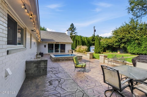 Tiny photo for 4426 Sheraton Road, Ottawa Hills, OH 43615 (MLS # 10013871)