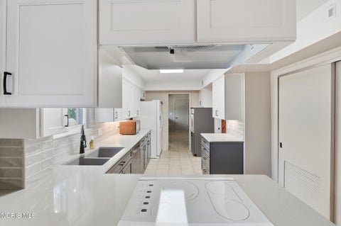 Tiny photo for 4426 Sheraton Road, Ottawa Hills, OH 43615 (MLS # 10013871)